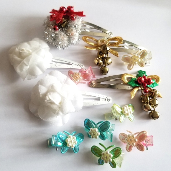 Vintage Accessories - Lot of hair clips vintage to newer barrettes butterfly holiday Christmas